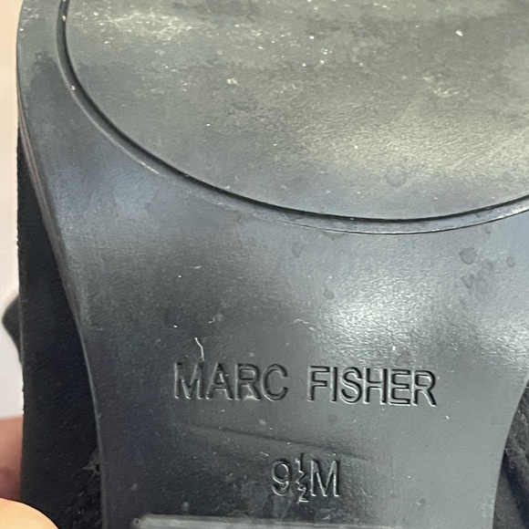 MARC FISHER OVER KNEE BOOT 9.5 - Picture 2 of 3